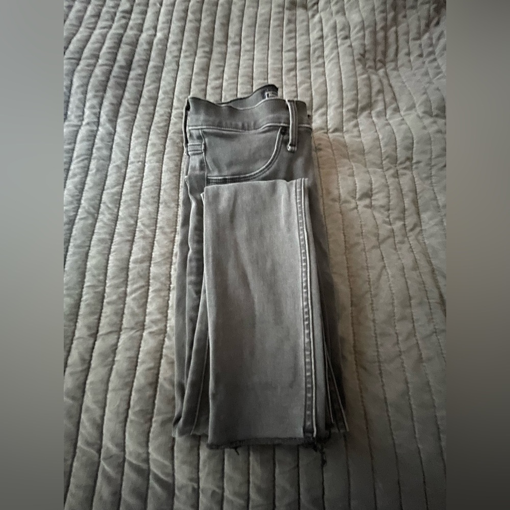 Size 25 (0) Abercrombie Ultra High Rise Jegging